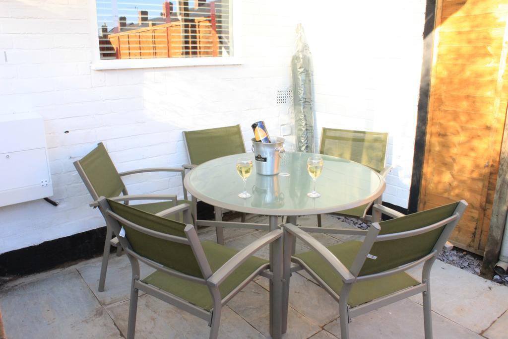 Arden Holiday Lettings Stratford-upon-Avon Bagian luar foto